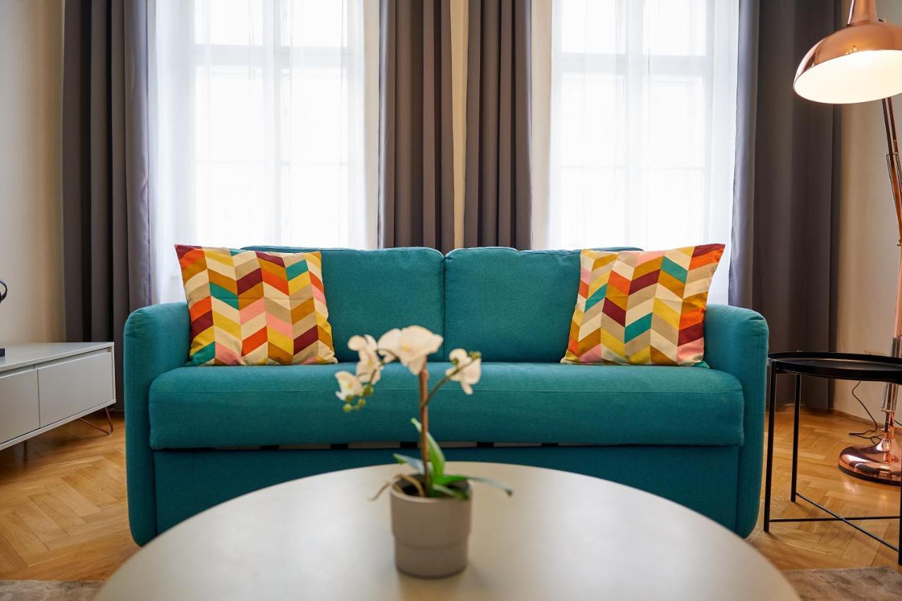 Fancy For 5 With Self-check-in At Spittelberg Appartement