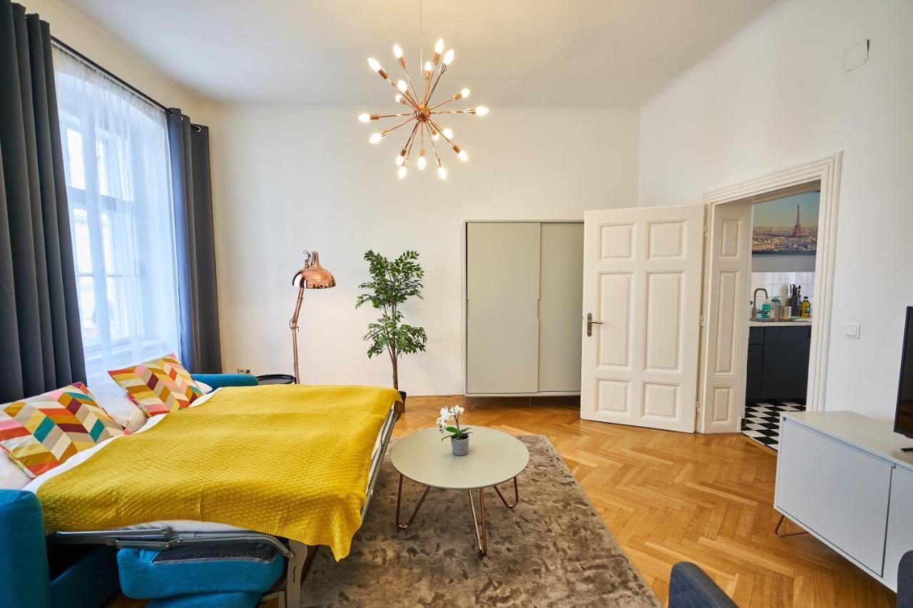 Apartment Fancy For 5 With Self-check-in At Spittelberg *